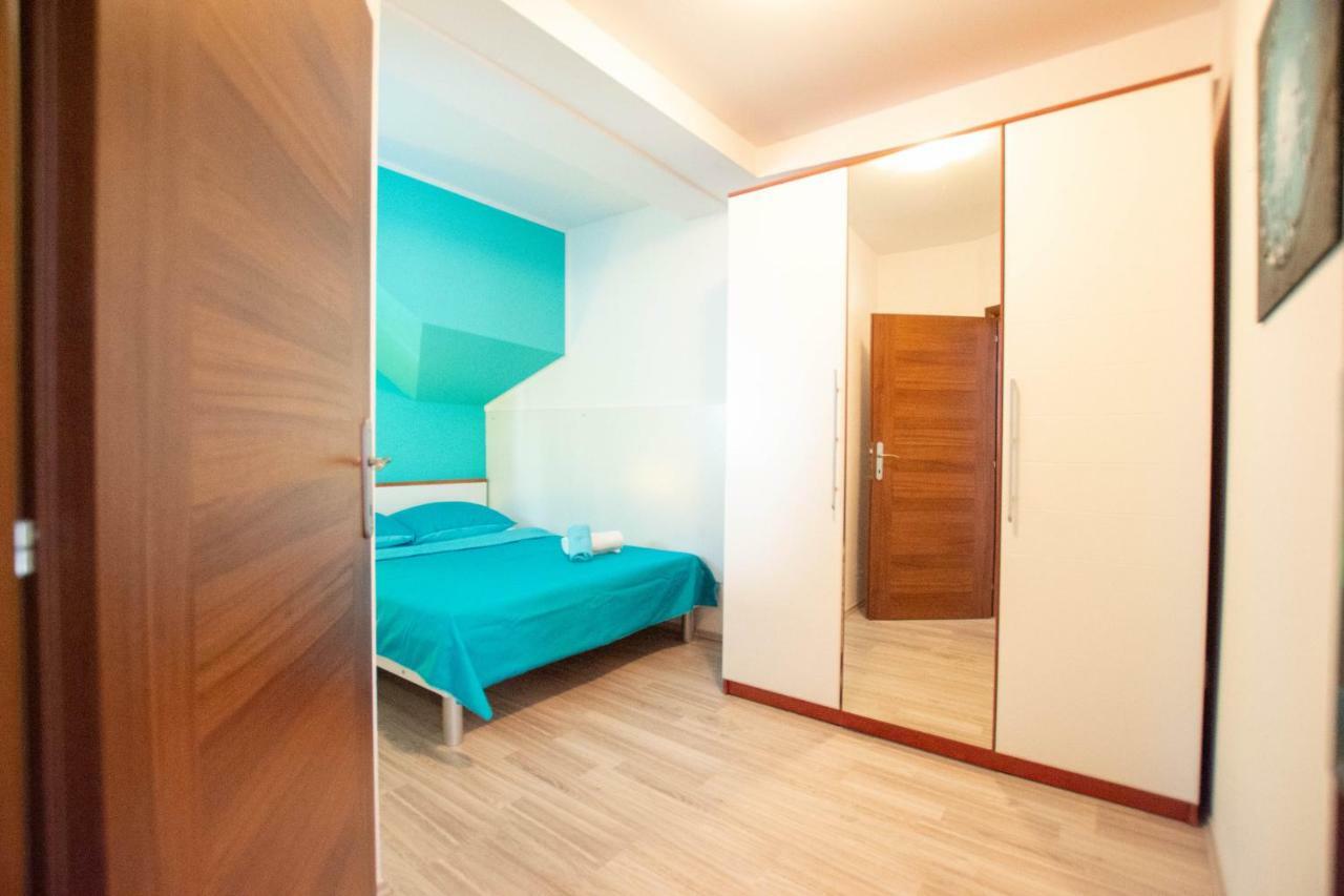 Jela Apartment 7 Pula Exterior photo