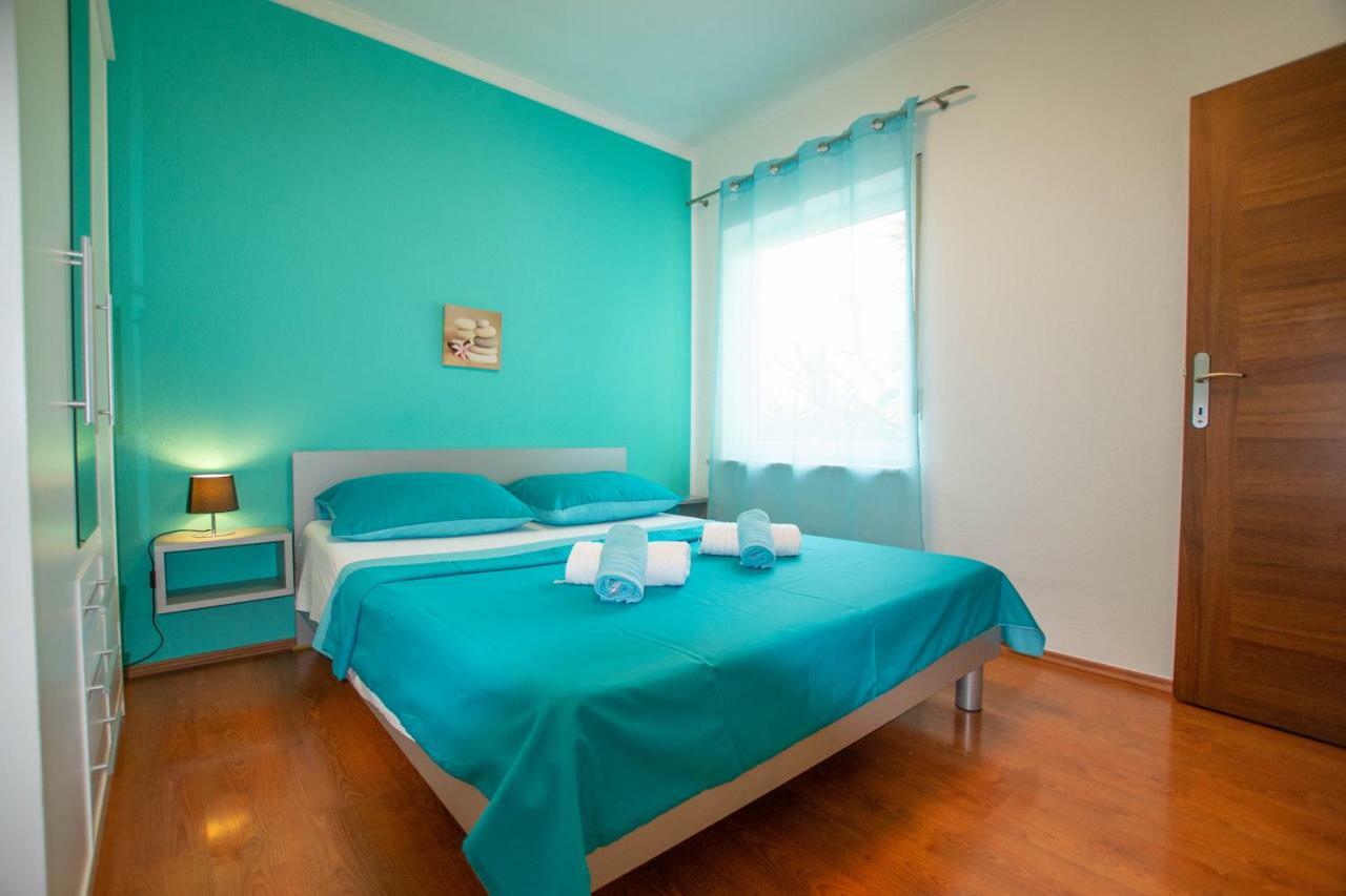 Jela Apartment 7 Pula Exterior photo
